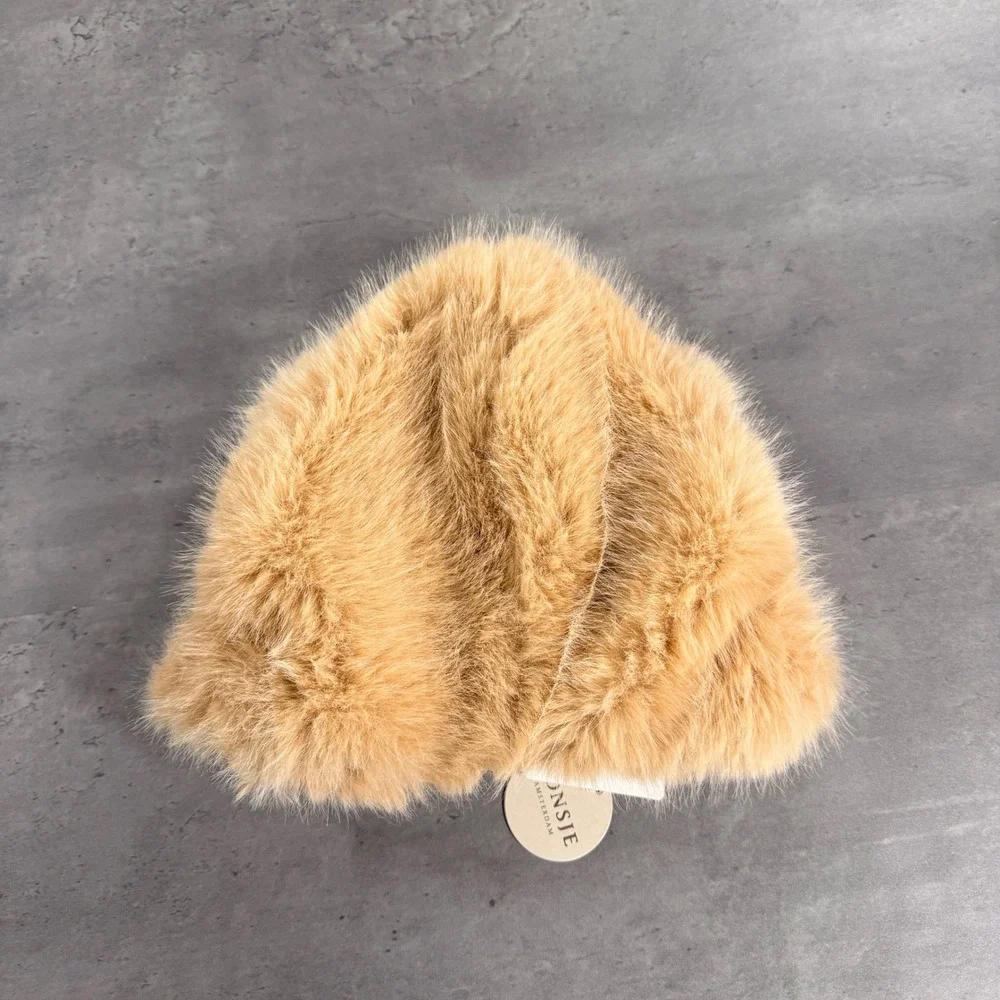 Donsje Cathelijn Hat Girls 5-6Y Rose Teddy Faux Fur Plush Winter Beanie Beige
